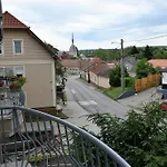 & Eger